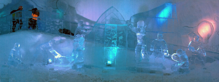 Ice Slide in Hôtel de Glace :: A Night of Ice in Québec City :: I've Been Bit! A Travel Blog