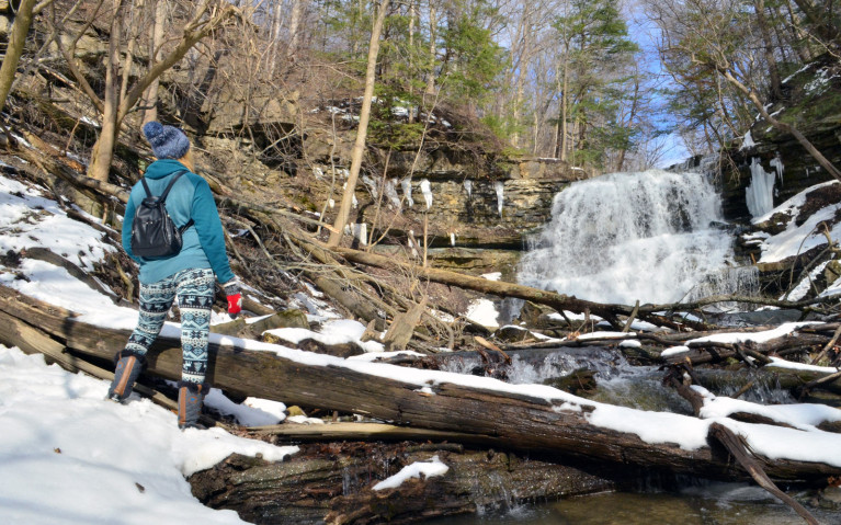 Lindsay Standing in Front of Lower DeCew Falls in Winter :: I've Been Bit! A Travel Blog