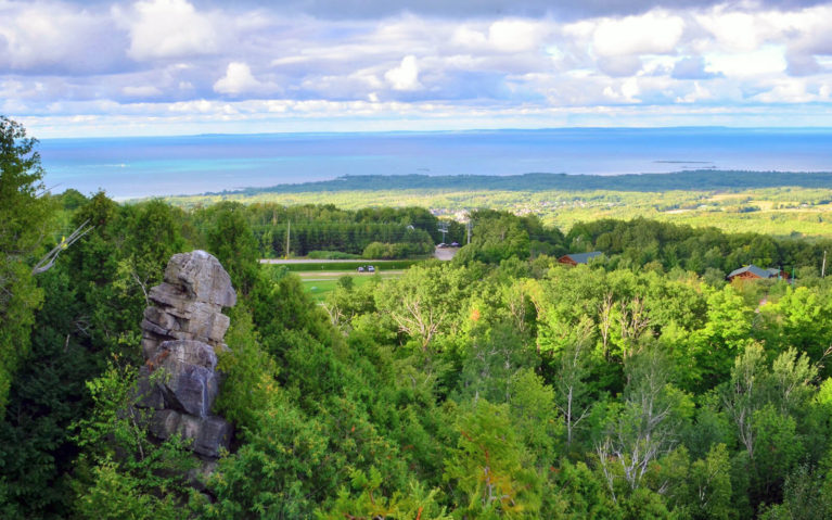 Views of Georgian Bay and Ekarenniondi :: I've Been Bit! Travel Blog