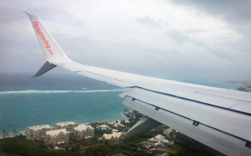 Awaiting to land in Nassau, Bahamas :: I've Been Bit! A Travel Blog