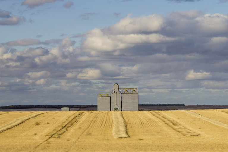 Grain Elevator - 20+ Photos Guaranteed to Inspire a Manitoba Road Trip :: I've Been Bit! A Travel Blog