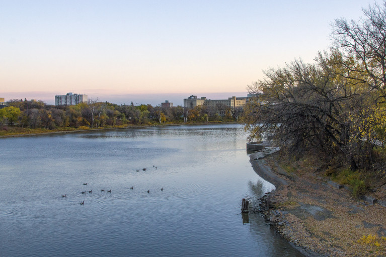 Red River in Winnipeg - 20+ Photos Guaranteed to Inspire a Manitoba Road Trip :: I've Been Bit! A Travel Blog