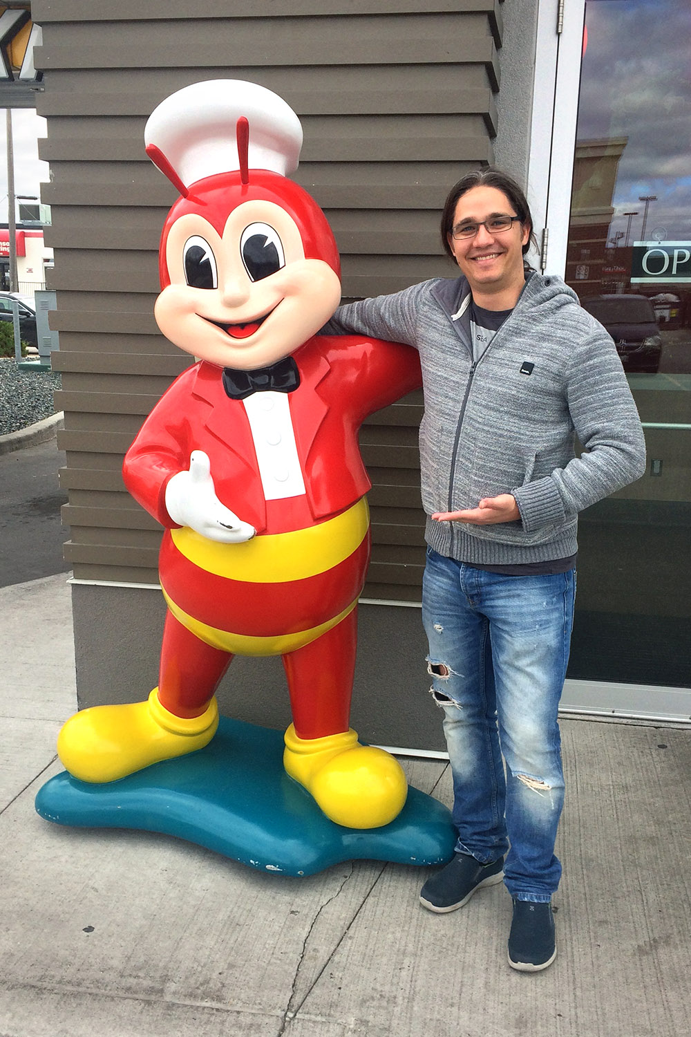 Jollibee in Canada, Manitoba Road Trip - 7 Days of Canadian Prairie Adventure :: I've Been Bit A Travel Blog