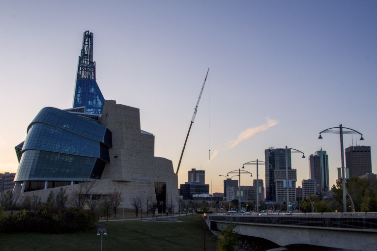 Winnipeg Skyline, Manitoba Road Trip - 7 Days of Canadian Prairie Adventure :: I've Been Bit A Travel Blog