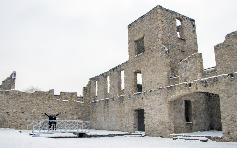 Posing with the Harris Woolen Mill in Rockwood Conservation Area :: I've Been Bit! A Travel Blog