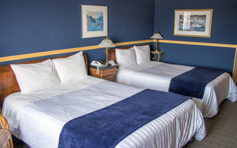 Sleep Easy at the Auberge des 21 in La Baie! :: I've Been Bit! A Travel Blog
