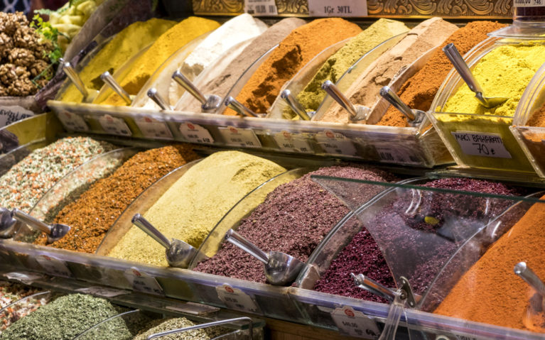 Spices of the Mısır Çarşısı :: I've Been Bit! A Travel Blog