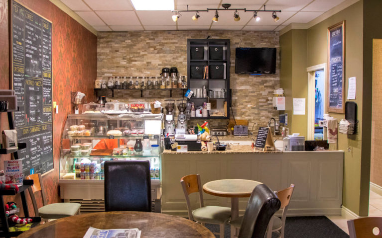 Elevenses on Scott, an adorable Kitchener Cafe :: I've Been Bit! A Travel Blog