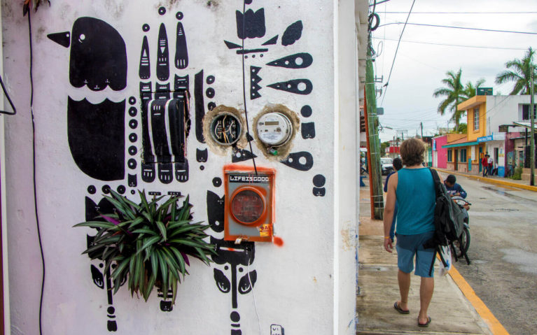 Black Bird Design on a Wall in Cozumel, Mexico :: I've Been Bit! Travel Blog