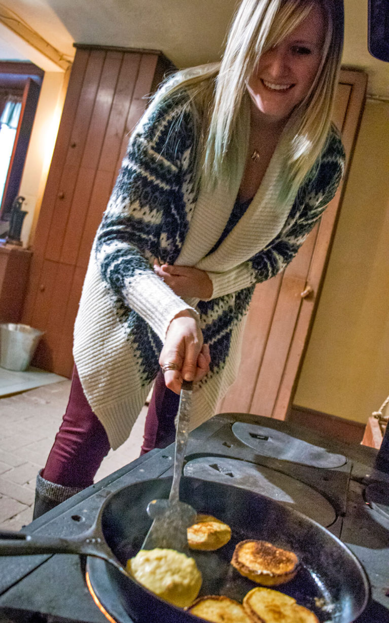 Lindsay Cooking the Fritters in the Kitchen of Dundurn Castle! :: I've Been Bit! Travel Blog