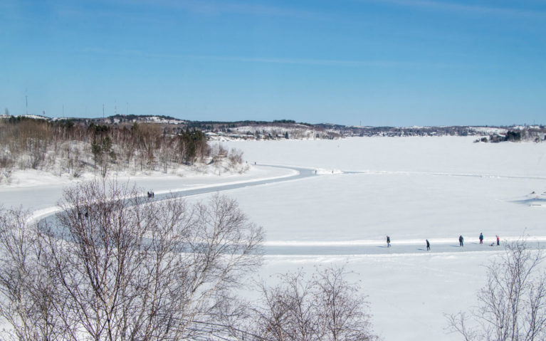 5 Low-Cost Winter Date Activities in Sudbury