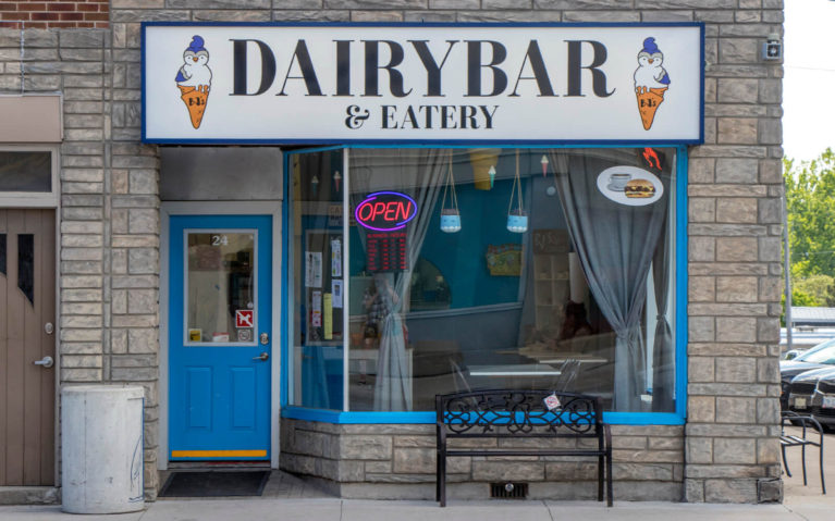 BJs Dairy Bar & Eatery Storefront :: I've Been Bit! Travel Blog