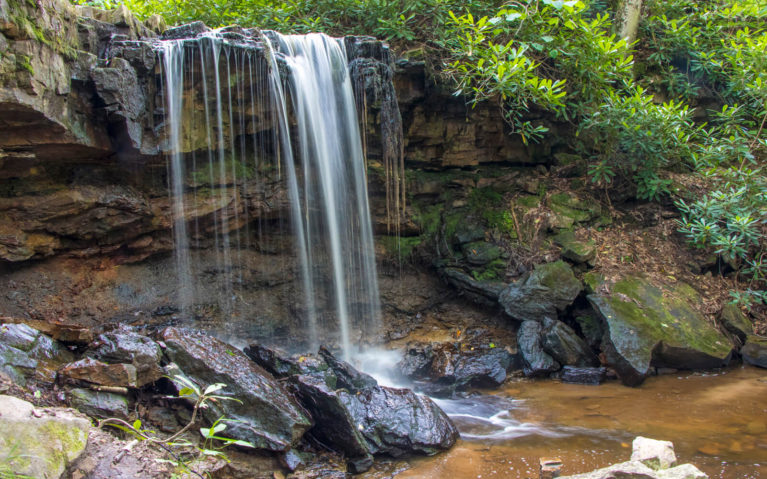 Laurel Highland PA's Cole Run Falls :: I've Been Bit! Travel Blog