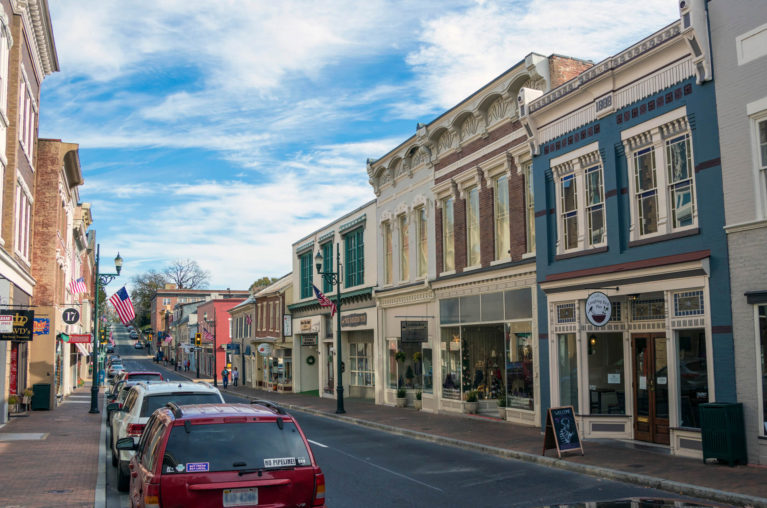 One of the Streets in Staunton :: I've Been Bit! Travel Blog