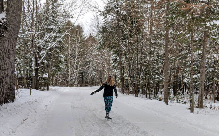 Lindsay Skating Away Along the Arrowhead Skate Path :: I've Been Bit! Travel Blog