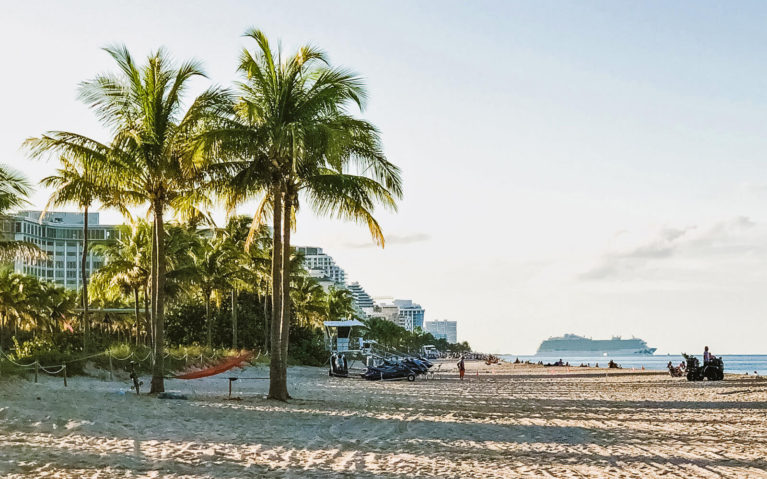 Fort Lauderdale Beach at Golden Hour :: I've Been Bit! Travel Blog