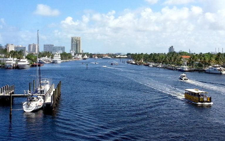 Boats in the Water in Fort Lauderdale :: I've Been Bit! Travel Blog