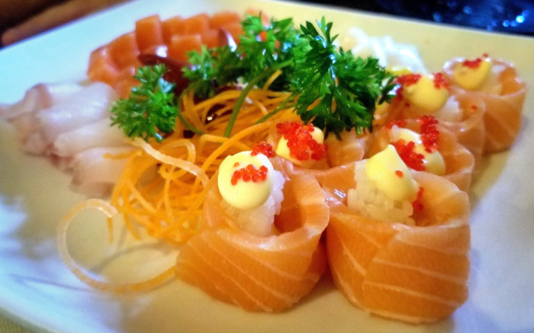 Salmon Rose Sushi at Kinkaku Izakaya in Downtown Kitchener :: I've Been Bit! Travel Blog