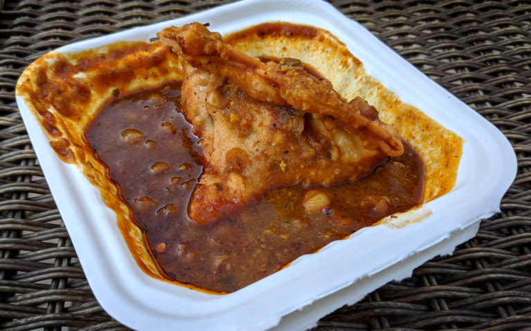 Samosa and Chana Masala from Jashan-e-Dawat Food Truck :: I've Been Bit! Travel Blog