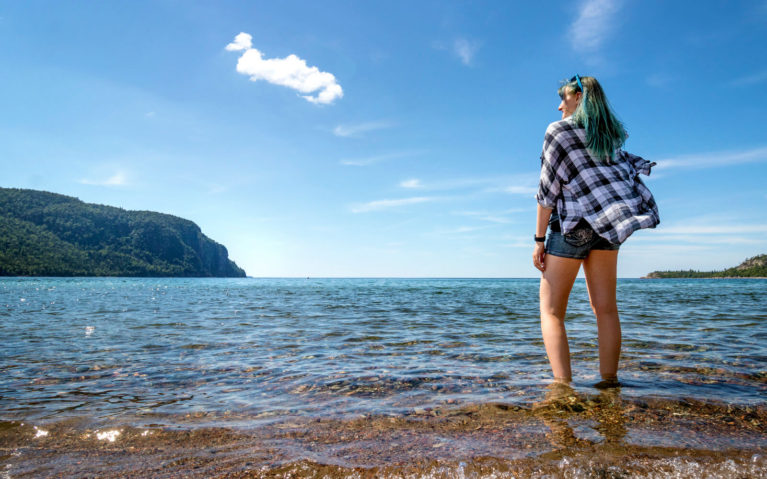 Lindsay Standing in Old Woman Bay in Lake Superior Provincial Park :: I've Been Bit! Travel Blog