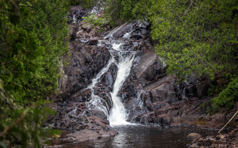 Rainbow Falls Provincial Park :: I've Been Bit! Travel Blog