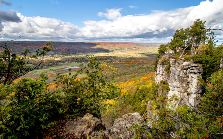 Views from the Old Baldy Lookout in South Georgian Bay :: I've Been Bit! Travel Blog