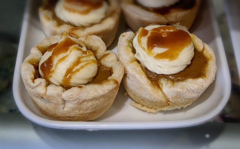 Caramel Pumpkin Tarts from the Toasted Walnut :: I've Been Bit! Travel Blog