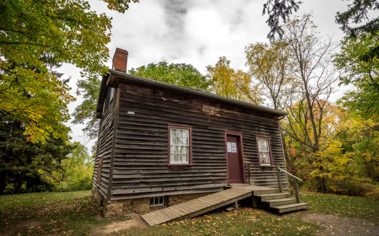 View of Griffin House in the Dundas Valley Conservation Area :: I've Been Bit! Travel Blog