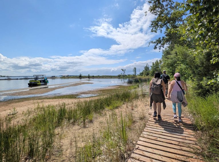 Trail Along the Shore by the Cedar Springs Campground :: I've Been Bit! Travel Blog