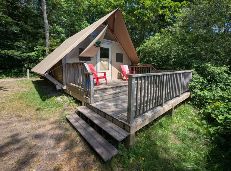 oTENTik at Georgian Bay Islands National Park :: I've Been Bit! Travel Blog
