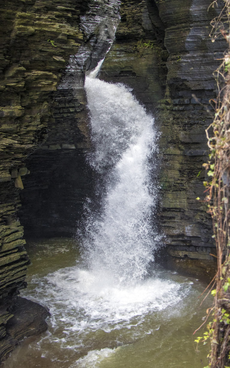 Watkins Glen State Park Hiking: Your Guide to this Epic New York Park ...