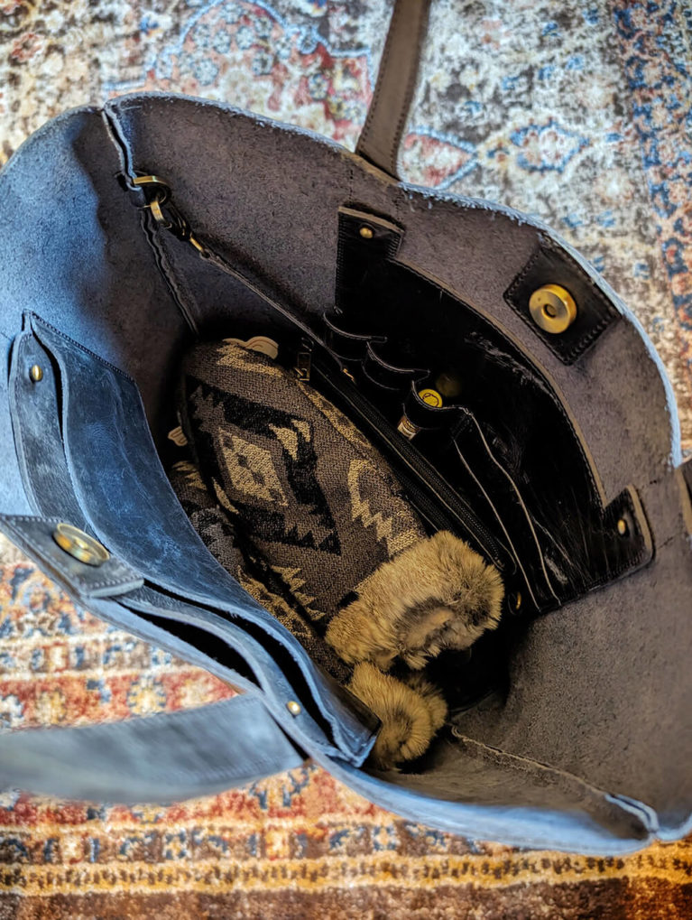 Inside Galen Leather Bag :: I've Been Bit! Travel Blog