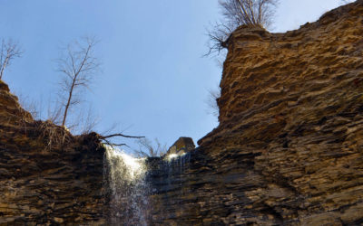 Close Up of the Top of the Devil's Punch Bowl :: I've Been Bit! A Travel Blog