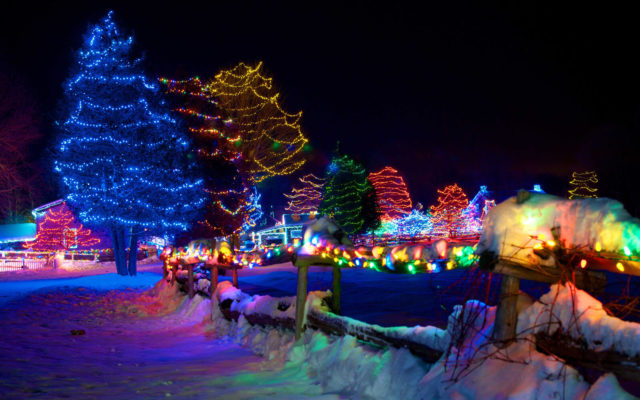 Christmas Lights in Ontario: 25+ Destinations for Some Holiday Cheer ...