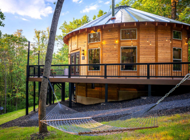 Shot of the Shenandoah Yurt Just Outside of Luray VA :: I've Been Bit! Travel Blog