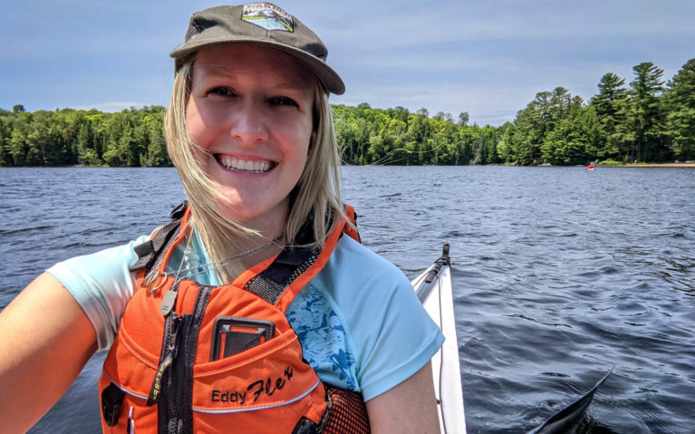 Lindsay on her Maiden Voyage in her Kayak :: I've Been Bit! Travel Blog