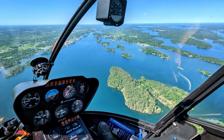 View of the 1000 Islands from a Helicopter :: I've Been Bit! Travel Blog