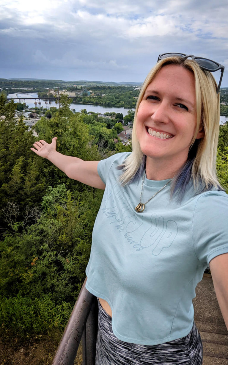 Lindsay Enjoying the View from Mount Pelion in Quinte West :: I've Been Bit! Travel Blog