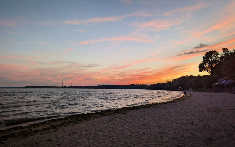 Port Dover Beach Sunset :: I've Been Bit! Travel Blog