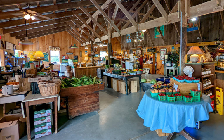 Inside the Farm Store at Forsythe Farms :: I've Been Bit! Travel Blog