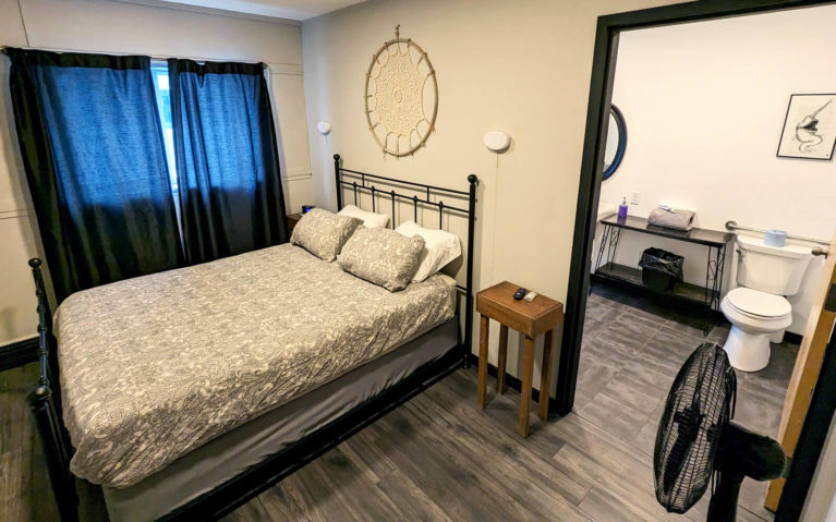 The Suite at the Haven Hostel in Thunder Bay :: I've Been Bit! Travel Blog