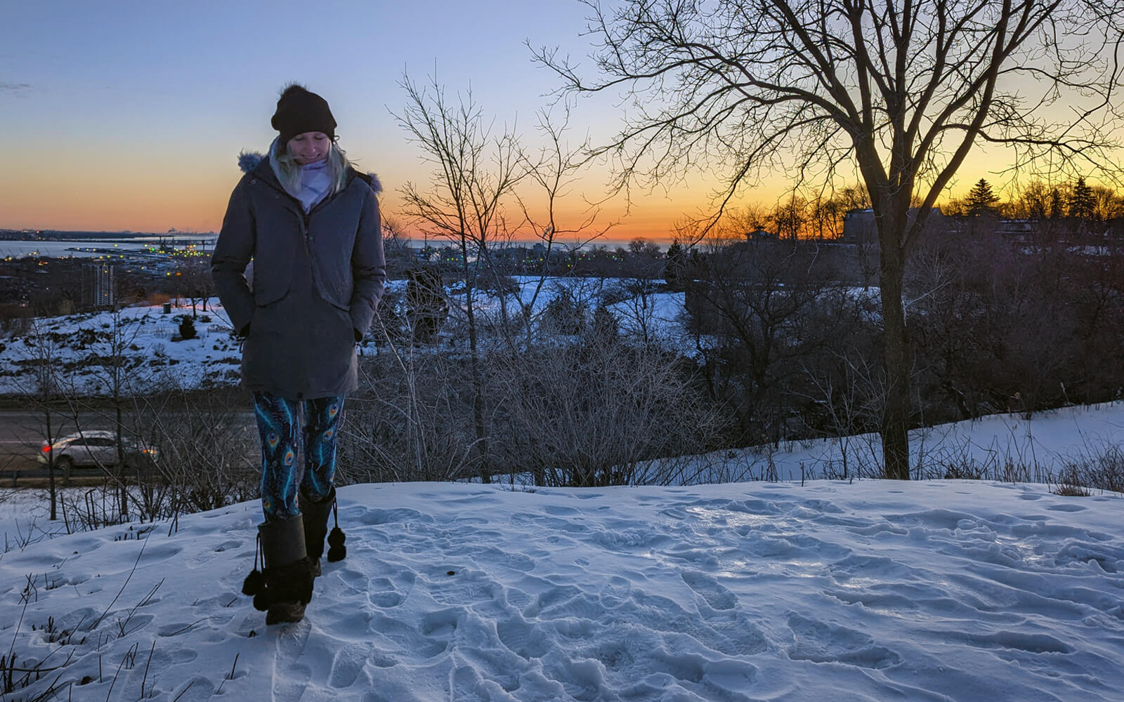 Lindsay at Sunrise in Hamilton :: I've Been Bit! Travel Blog