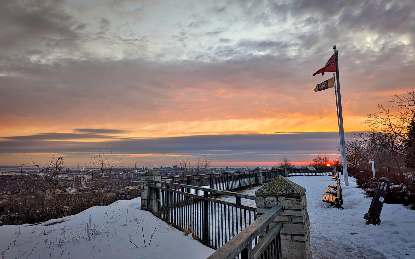 Sunrise from Sam Lawrence Park :: I've Been Bit! Travel Blog