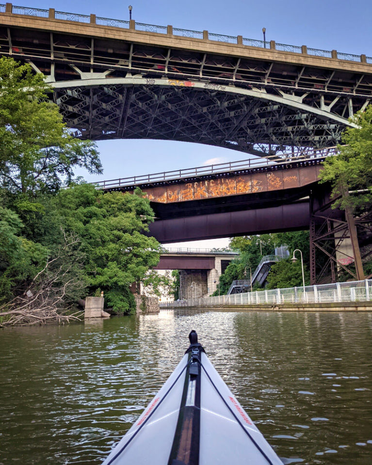 Hamilton Views of the Desjardins Canal From the Water :: I've Been Bit! Travel Blog