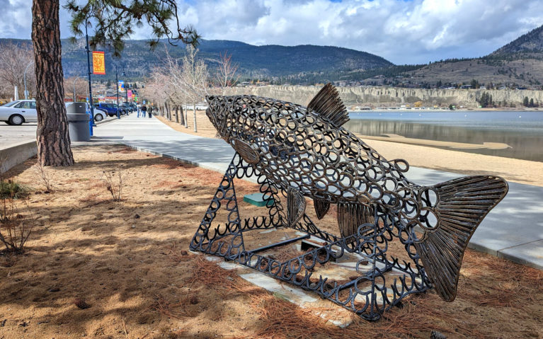 Salmon Sculpture Along the Penticton Lakeshore :: I've Been Bit! Travel Blog