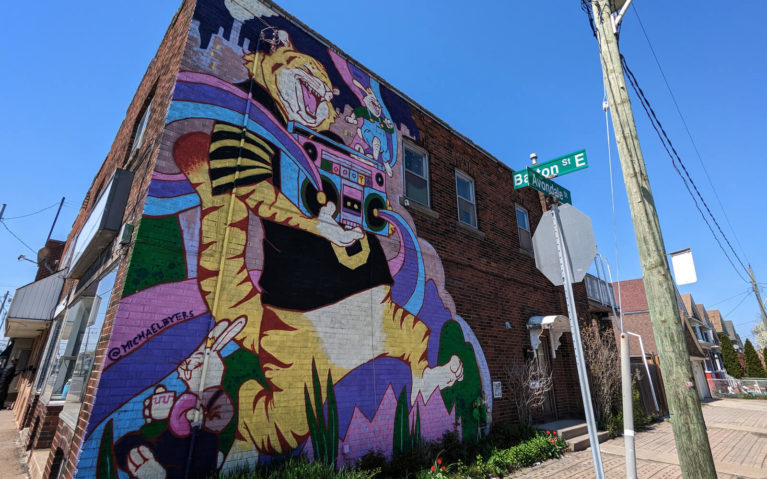 Street Art in Hamilton - The Tiger of Barton :: I've Been Bit! Travel Blog
