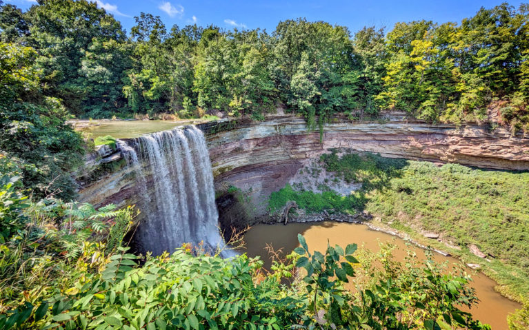 Lower Ball's Falls in Lincoln Ontario Canada :: I've Been Bit! Travel Blog