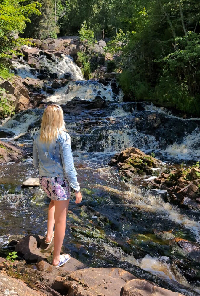 Lindz In Front of Duchesnay Falls :: I've Been Bit! Travel Blog