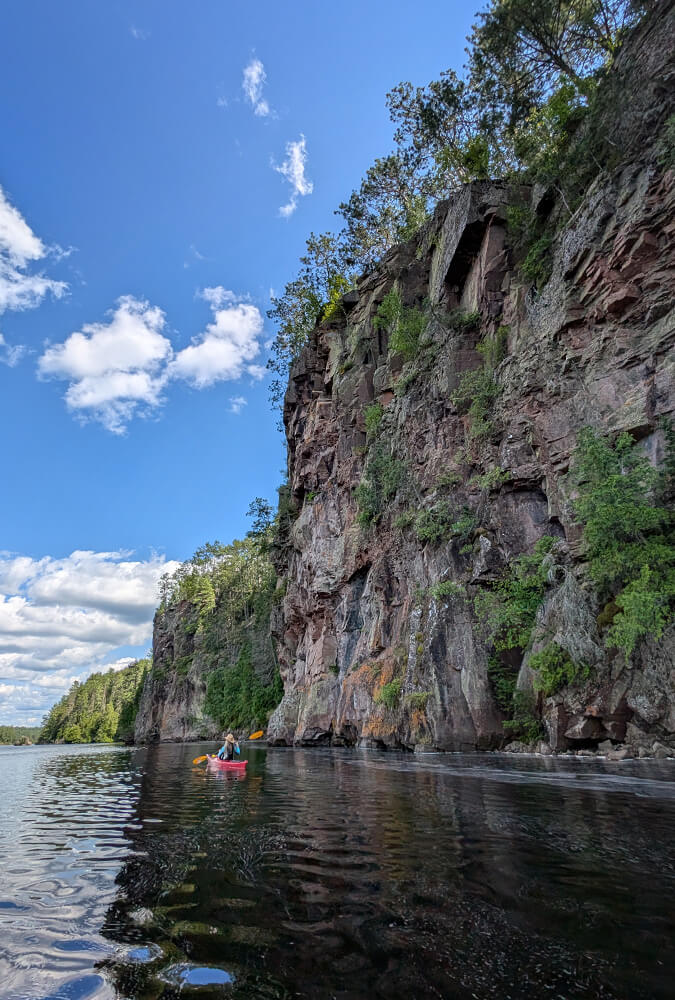 Paddler By the Cliffs of Talon Gorge :: I've Been Bit! Travel Blog