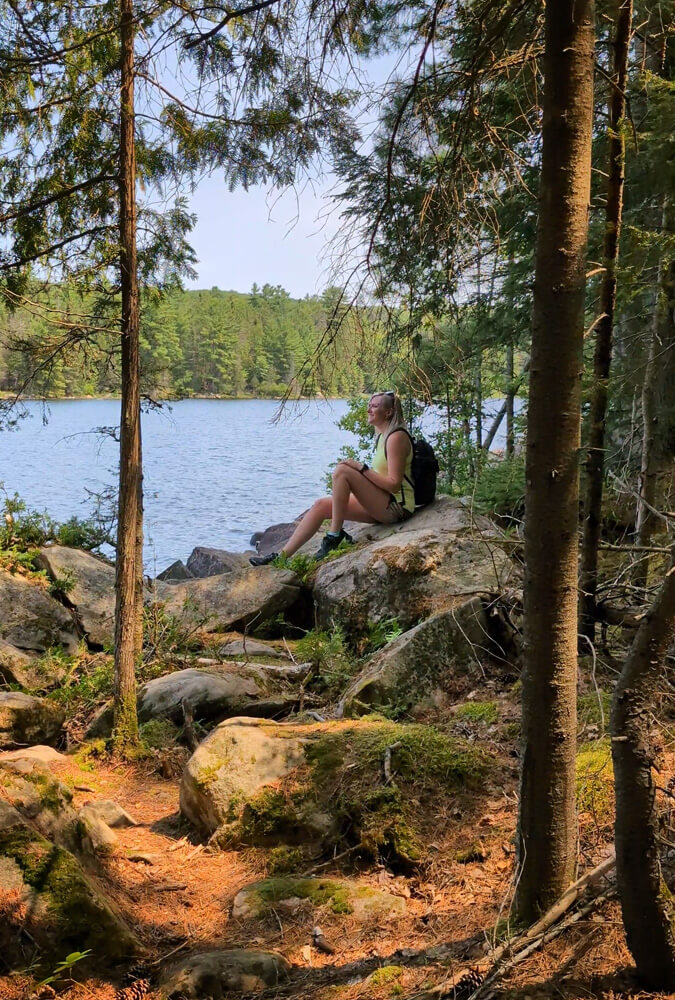 Lindz Along the Stepping Stones Red Trail :: I've Been Bit! Travel Blog